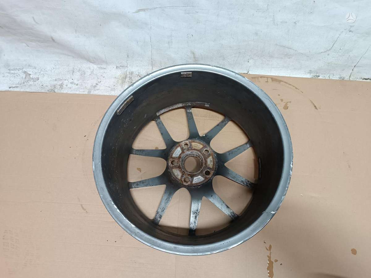 BMW F10, light alloy, R19