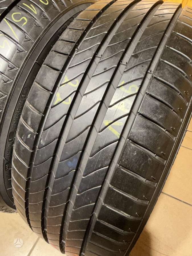 Michelin Primacy3 st/2022m, summer 215/55 R17