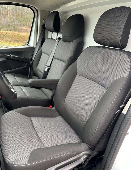 Renault Trafic, 2.0 l., cargo van
