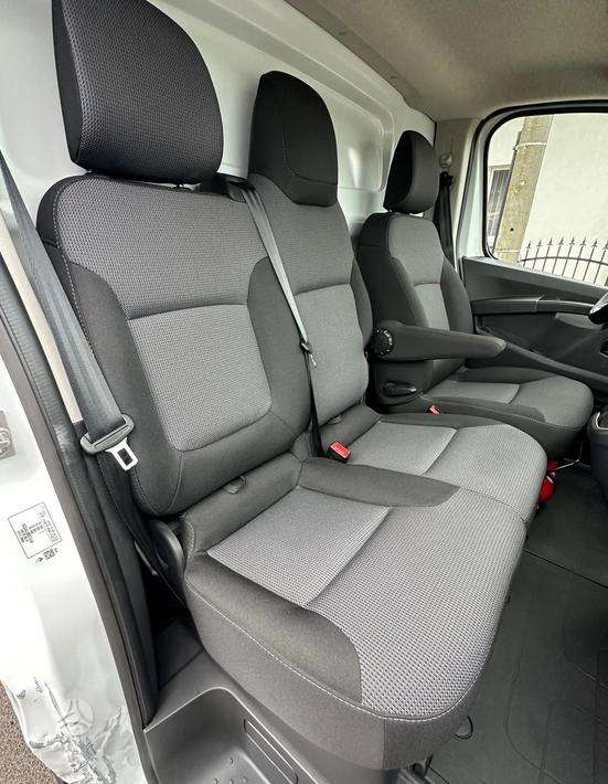 Renault Trafic, 2.0 l., cargo van