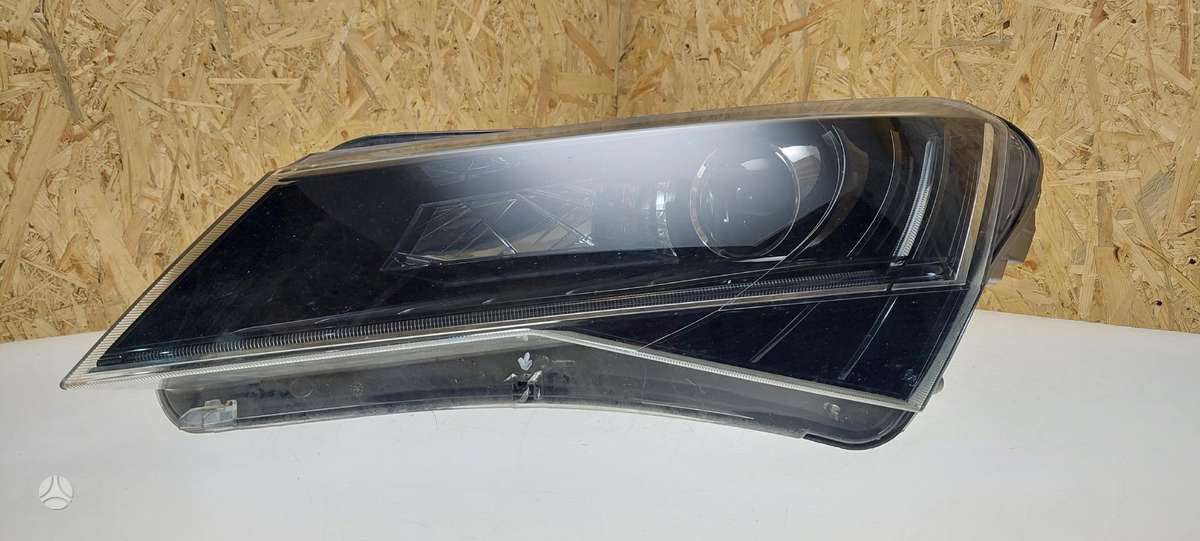 Skoda Superb, 3V1941015B, Cen22926