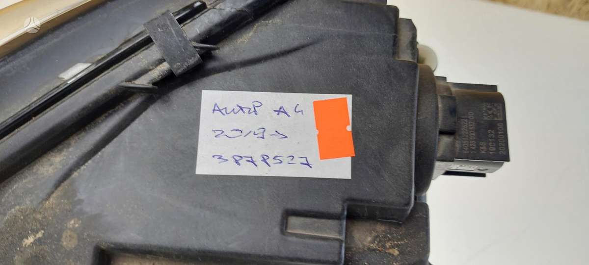 Audi A4, 8W0941034D, Cen23023
