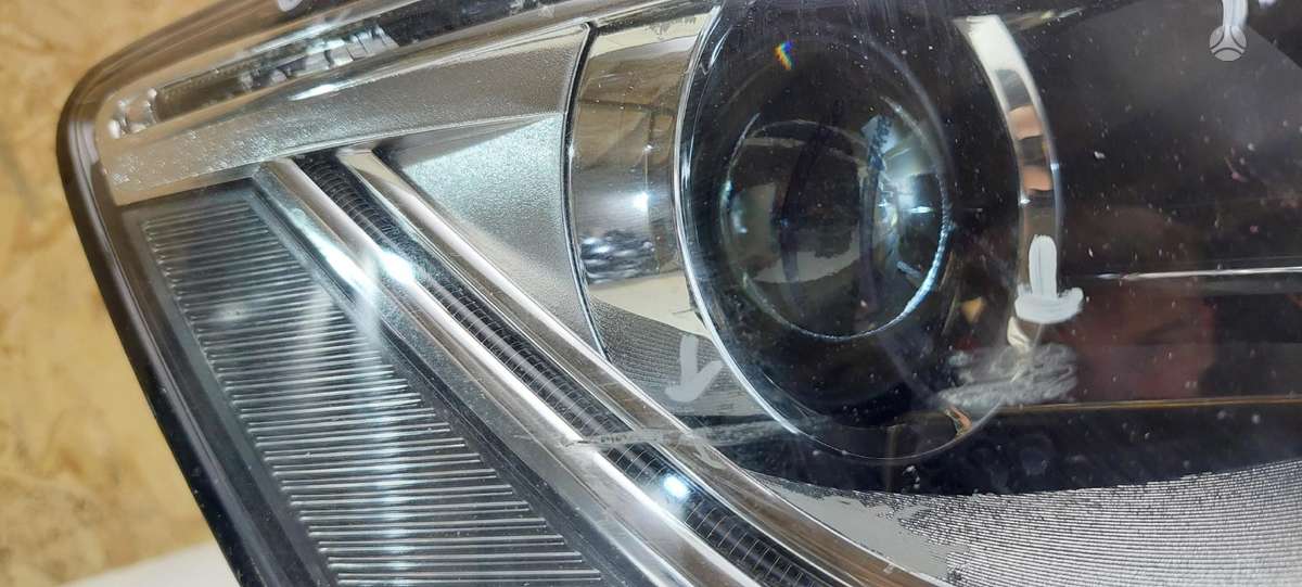 Audi Q5, 8R0941006C, Cen23027