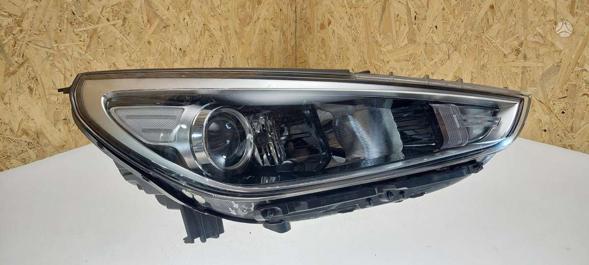 Hyundai i30 Cen23040