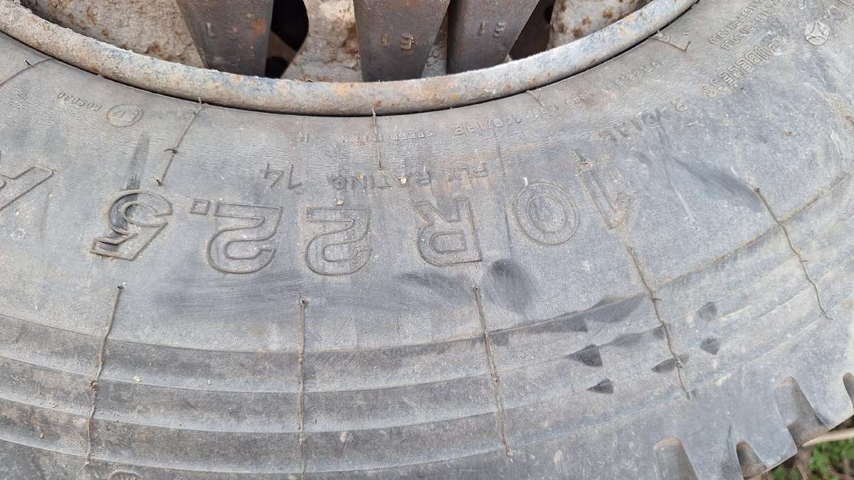 Sava, universalios 10/Nėra R22,5