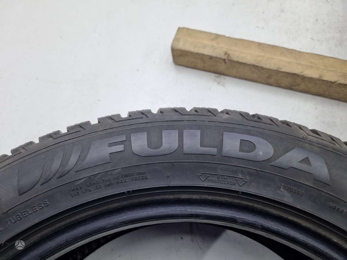 Fulda 6-7mm, всесезонные 215/55 R17