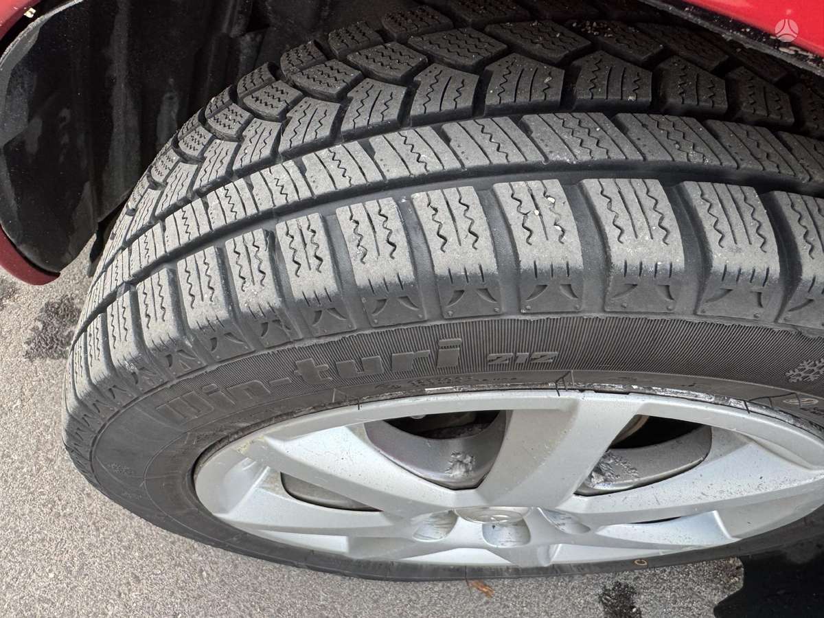 Toyota Prius, 1.5 l., Хэтчбек