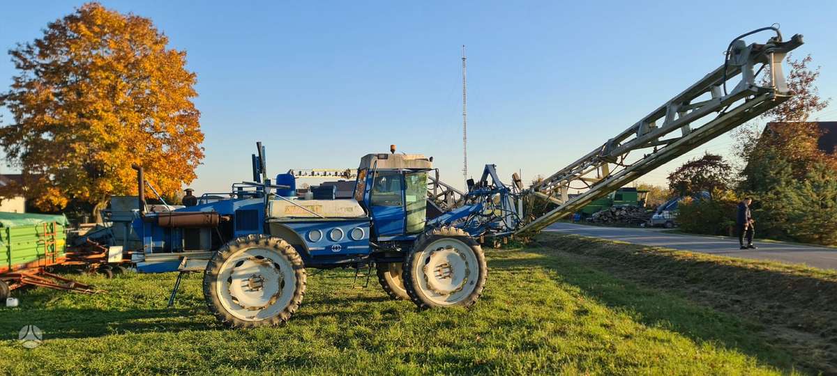 Ma.Tra. M440D  150-120, self-propelled sprayers