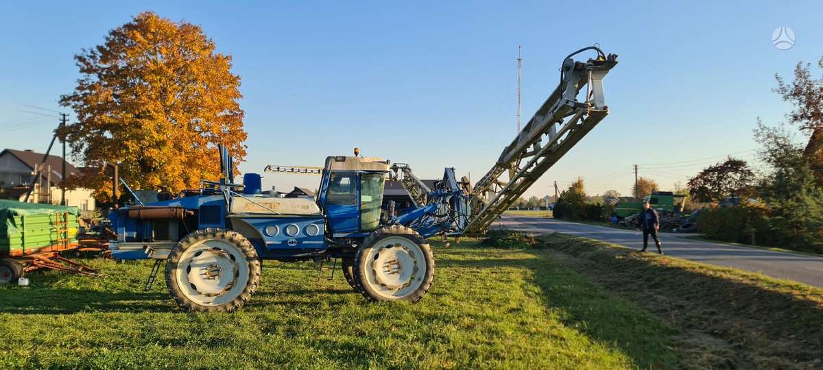 Ma.Tra. M440D  150-120, self-propelled sprayers