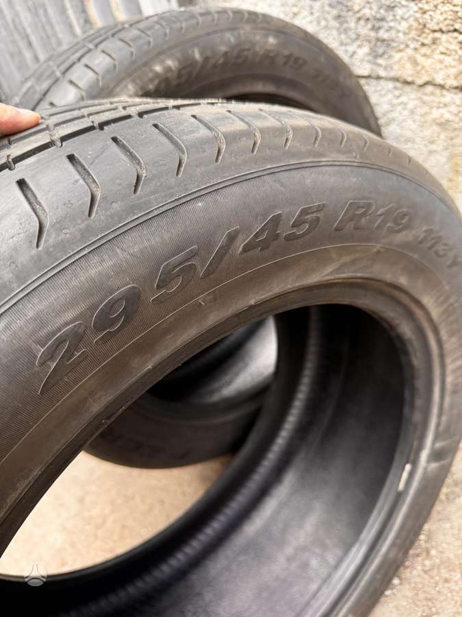 Pirelli, летние 295/45 R19