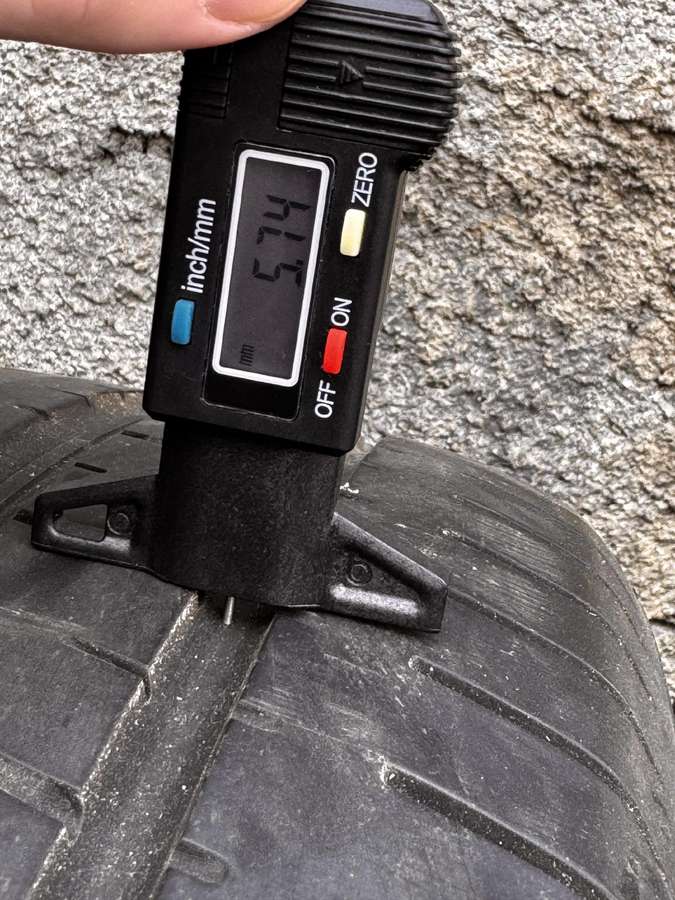 Pirelli, vasarinės 295/45 R19