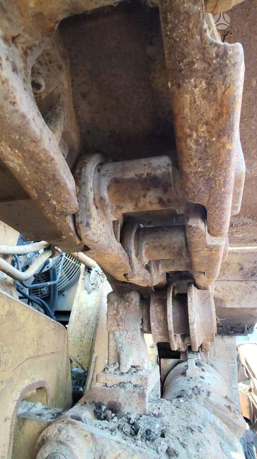 Caterpillar D5H XL, statybos ir kelių tiesimo technika