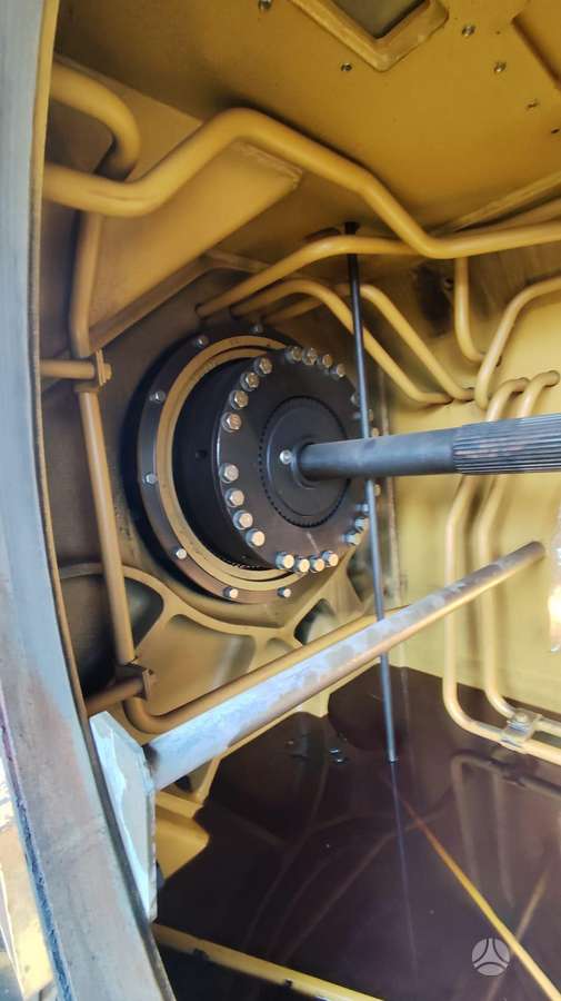 Caterpillar D5H XL, statybos ir kelių tiesimo technika