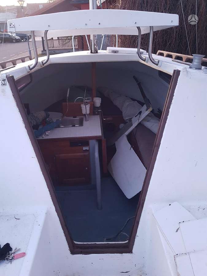 JAV AQUARIUS 21, dinghies