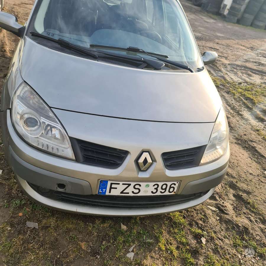 Renault Scenic dalimis. Europa dalimis