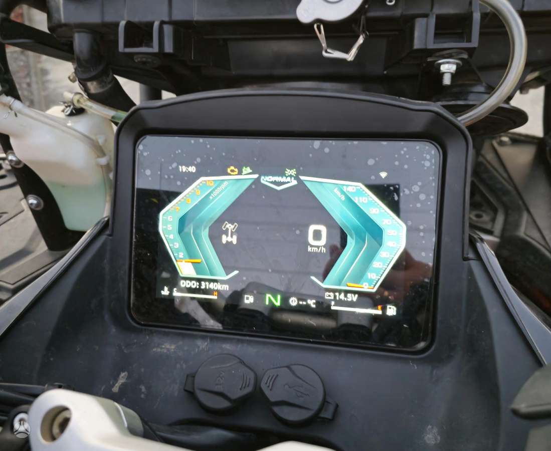 CFMOTO CFORCE 1000 1000cc, keturračiai