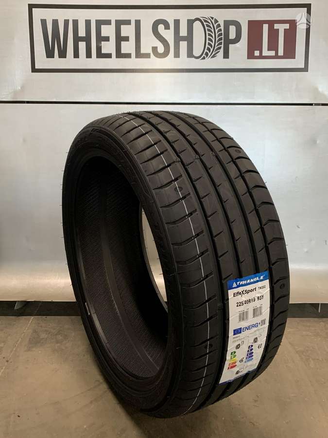 Triangle TH202 225/40//255/35, summer 225/40 R19