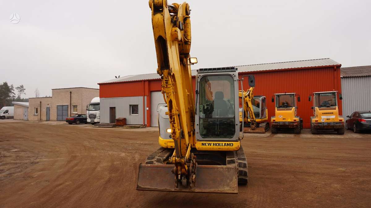 New Holland E70BSR-2, экскаваторы