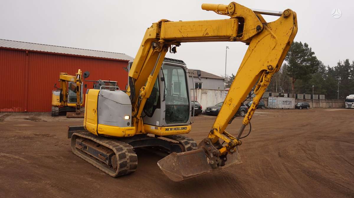 New Holland E70BSR-2, мини-экскаваторы