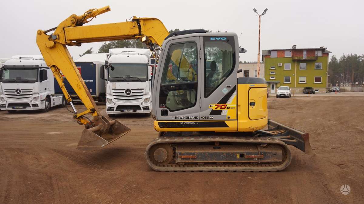 New Holland E70BSR-2, мини-экскаваторы