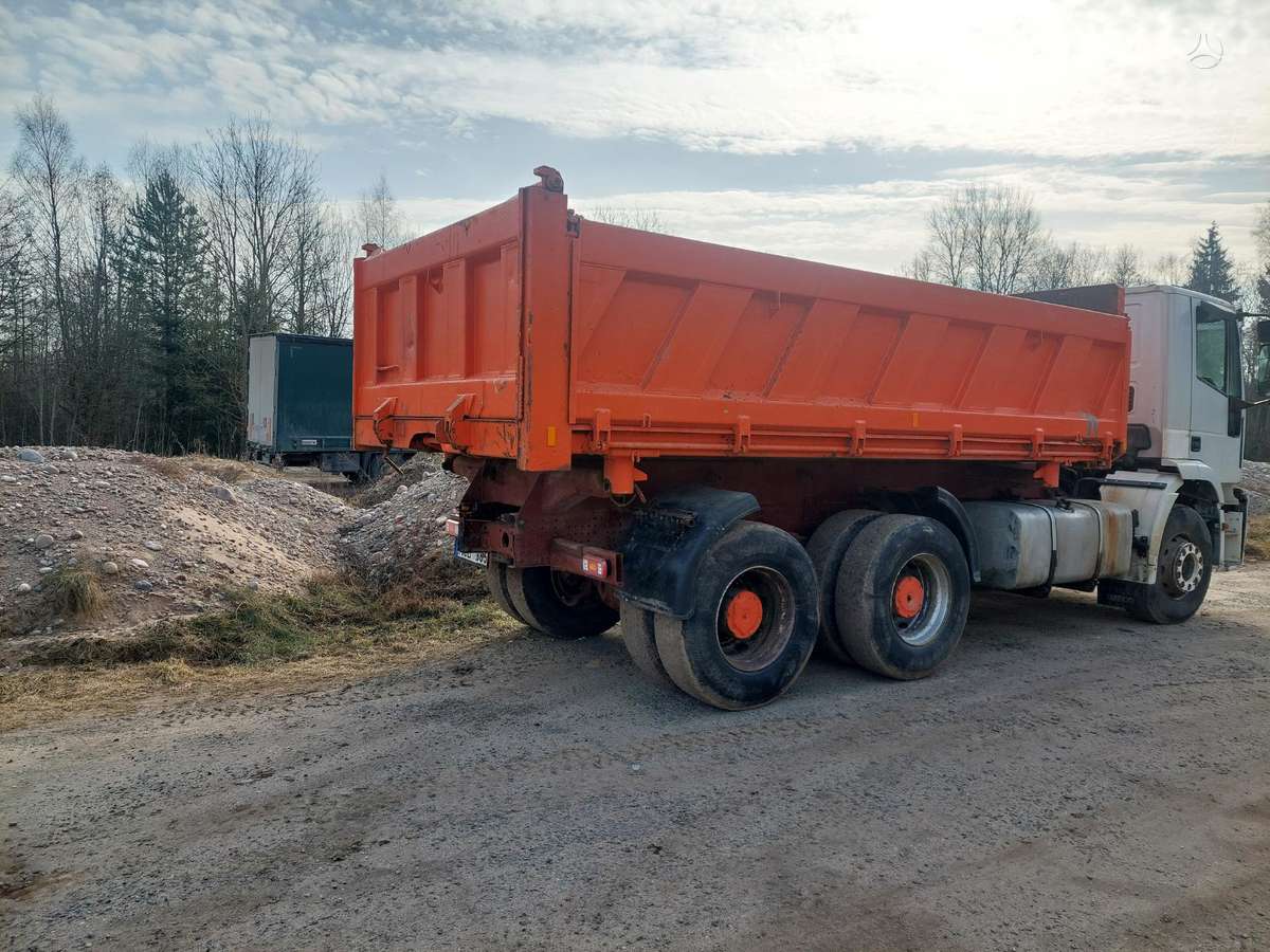 Iveco MP260E44, самосвалы