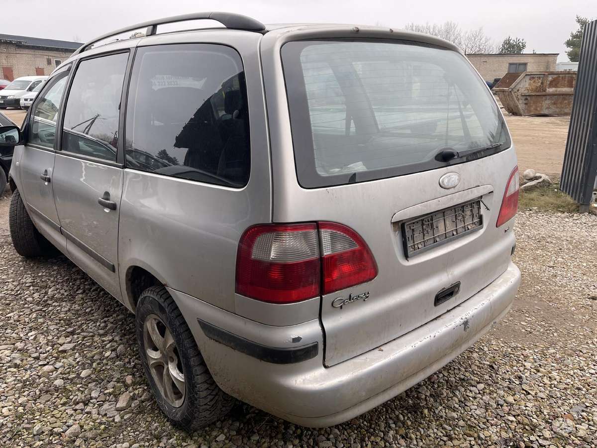 Ford Galaxy по частям