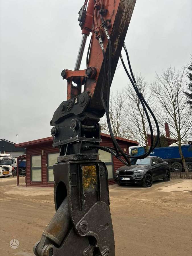 Hitachi ZX140 W-3, excavator