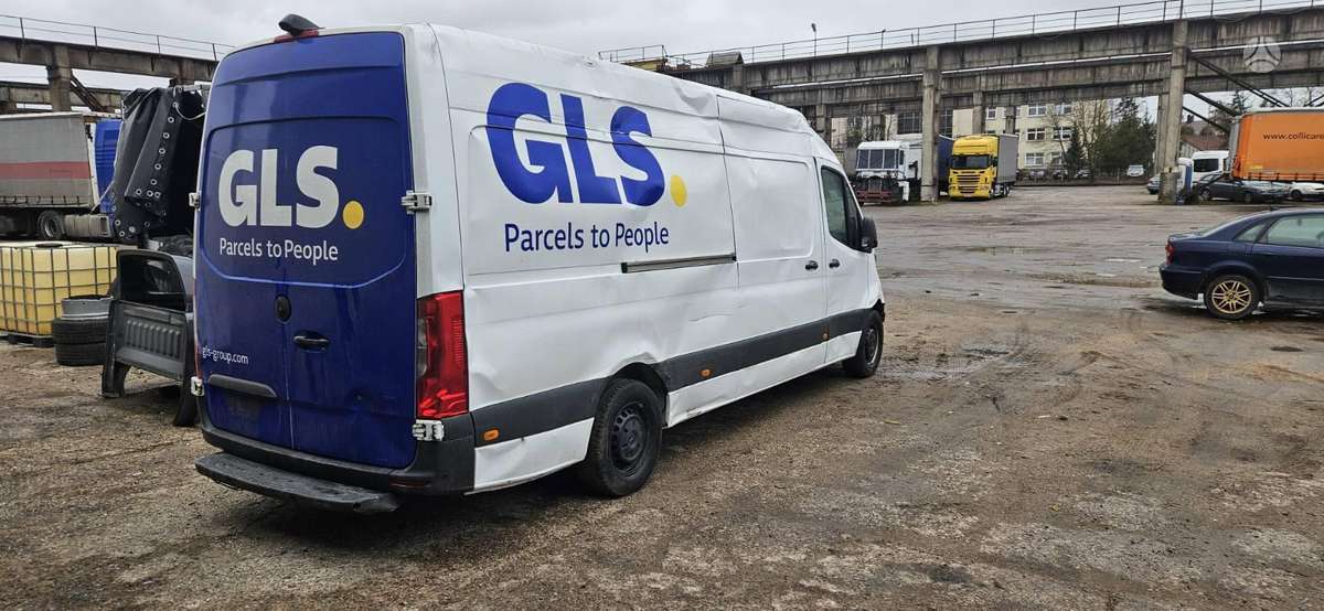 Mercedes-Benz Sprinter
