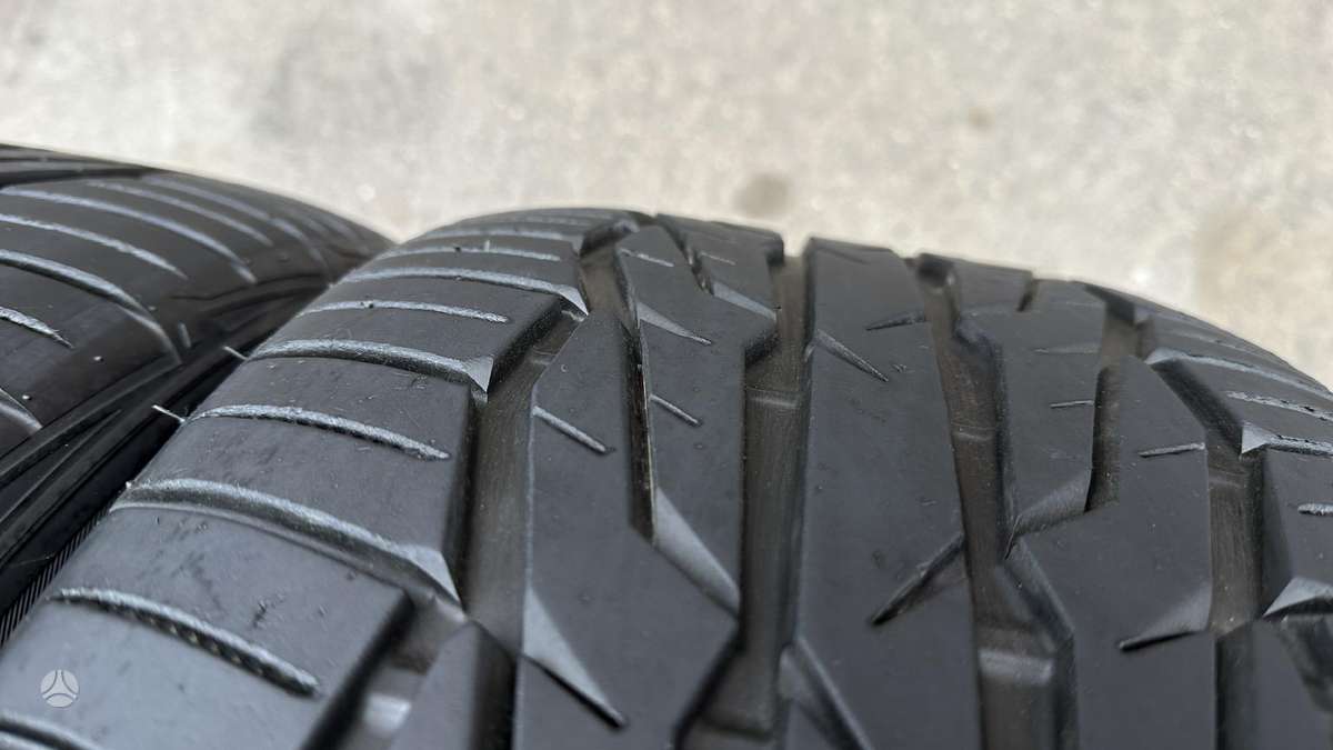 Toyo, summer 275/40 R20