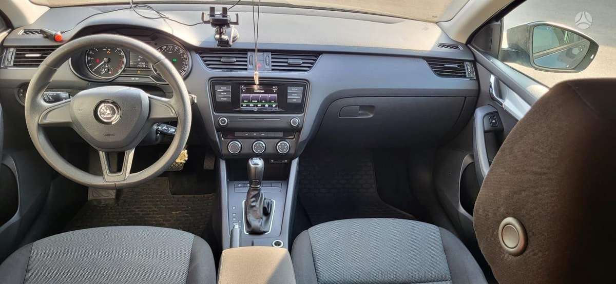 Škoda Octavia - 5