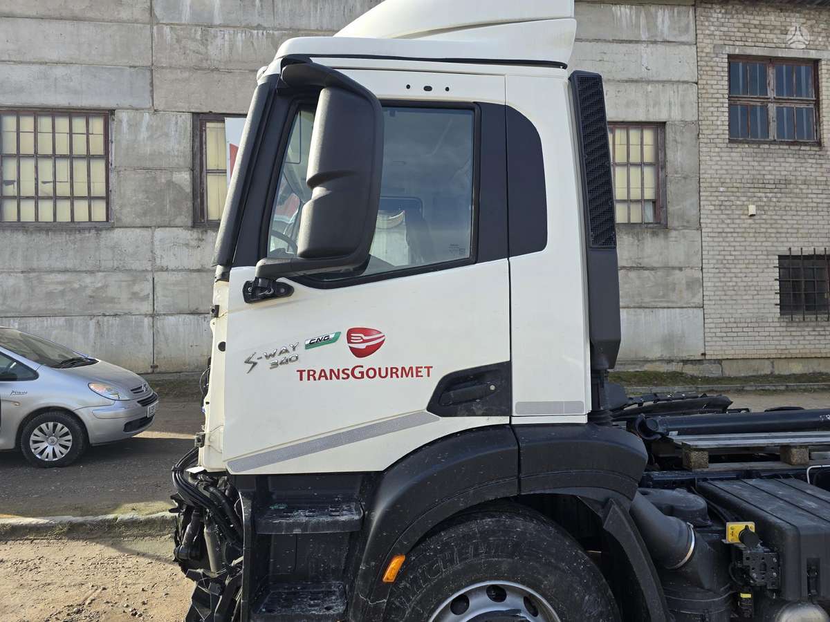 Iveco S-WAY 340 CNG, рефрижераторы