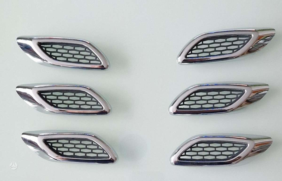 Maserati Levante lights