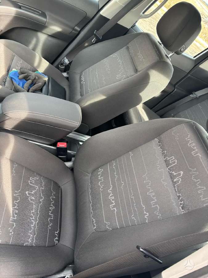 Opel Meriva dalimis. Europa