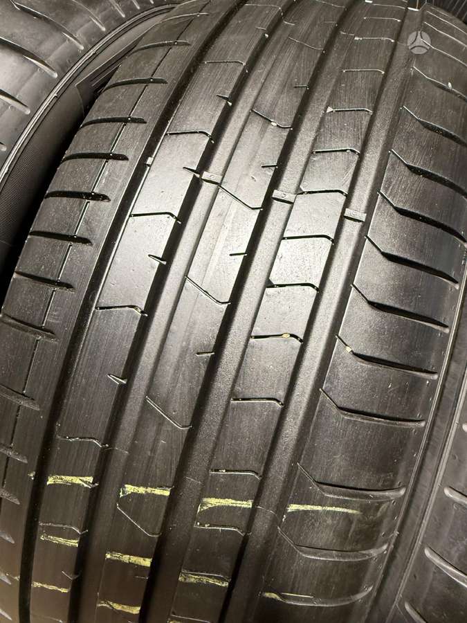Pirelli PZero pz4/MO, summer 235/50 R19