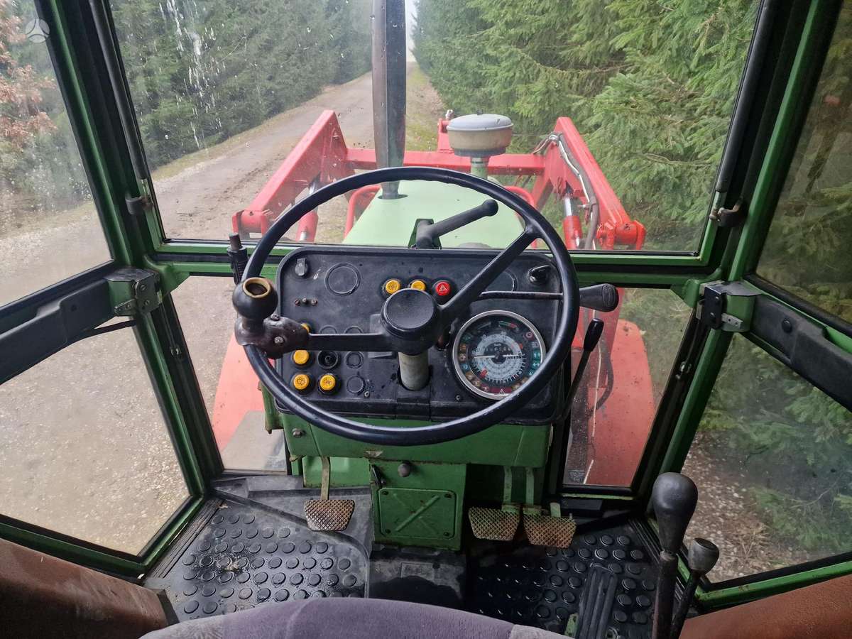 Fendt 305, tractors