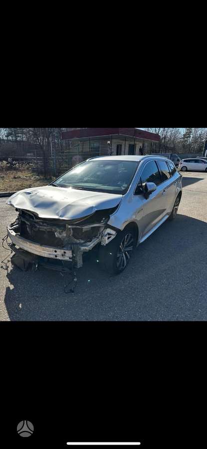 Toyota Corolla kėbulo dalys