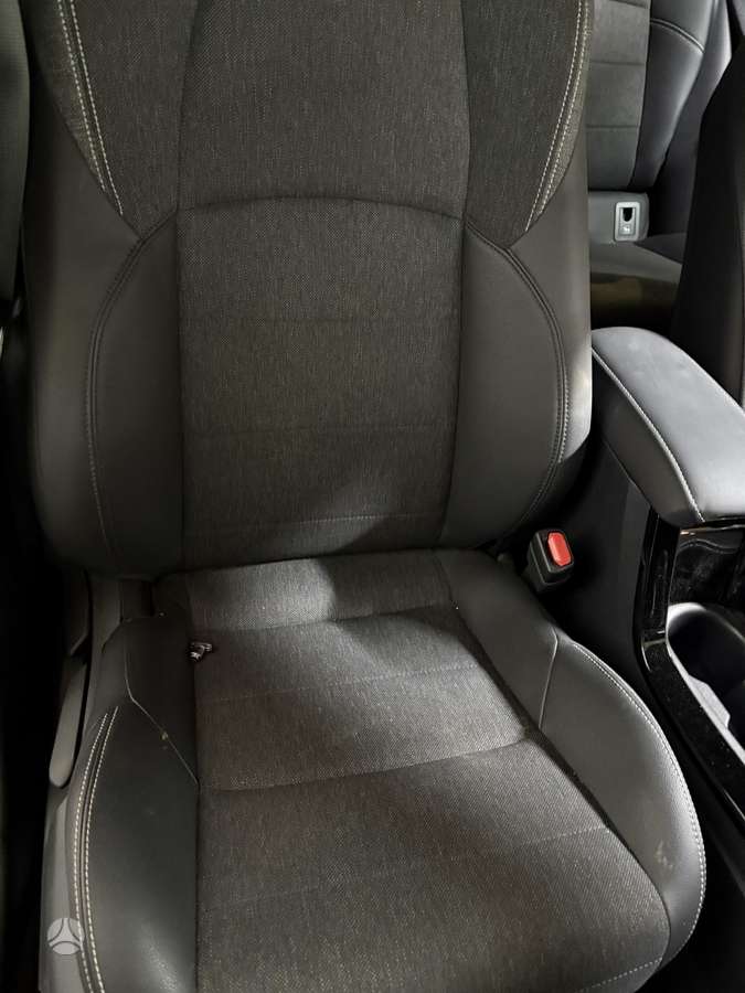 Toyota Corolla kėbulo dalys
