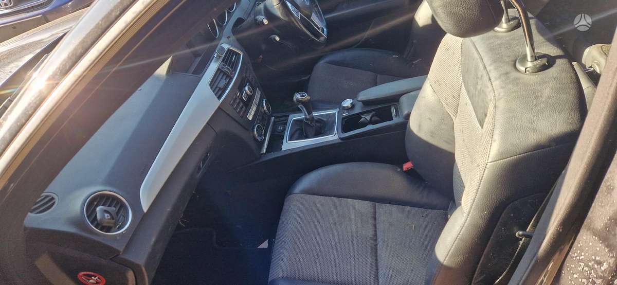 Mercedes-Benz C220