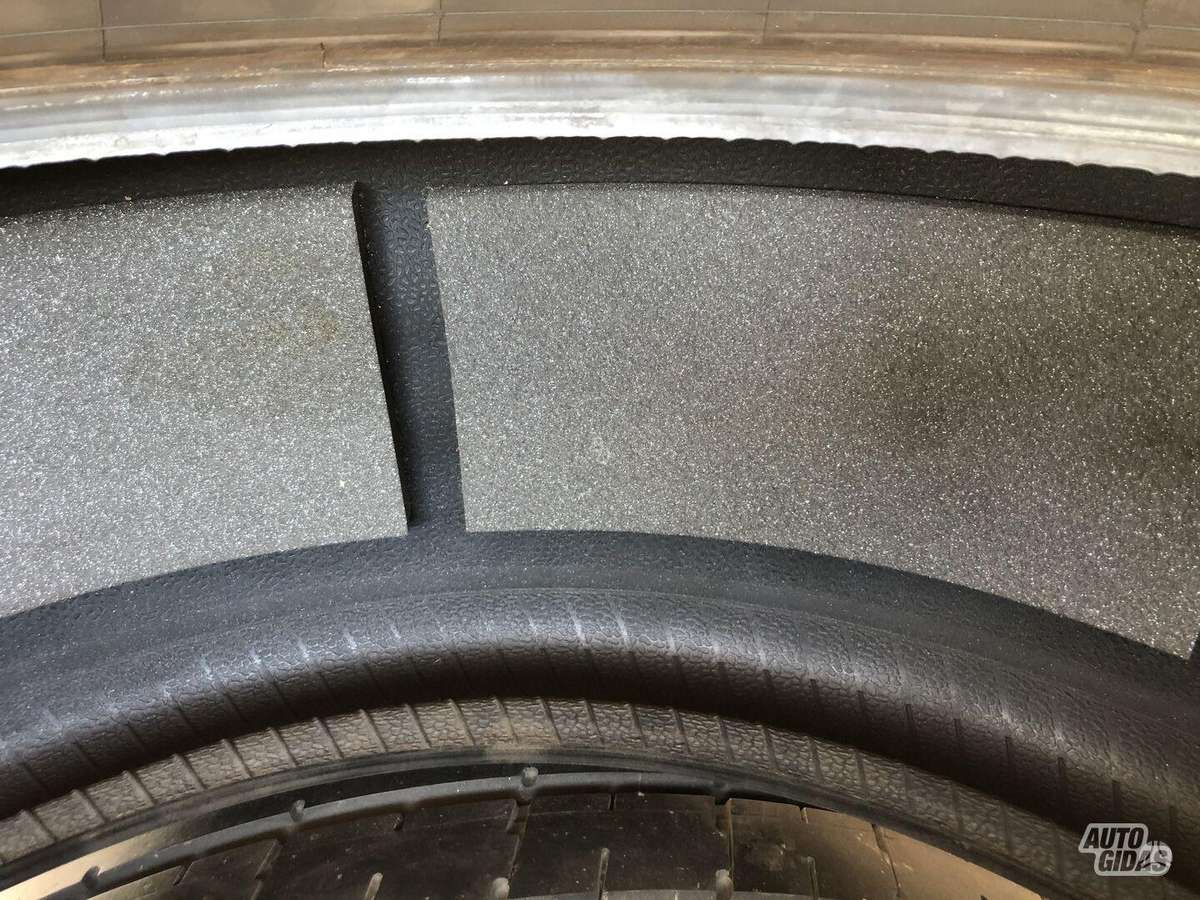 Pirelli P ZERO TM, vasarinės 255/40 R20