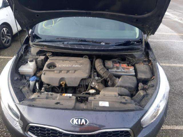 Kia Ceed Engine number d4fbez586967 engine code r21n transmission code