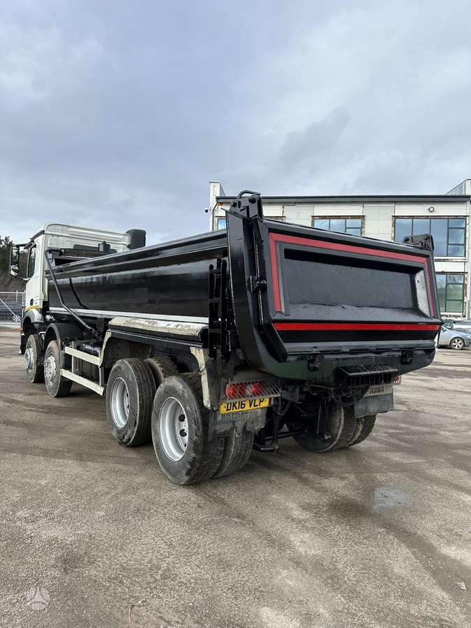 Mercedes-Benz AROCS 3240, самосвалы