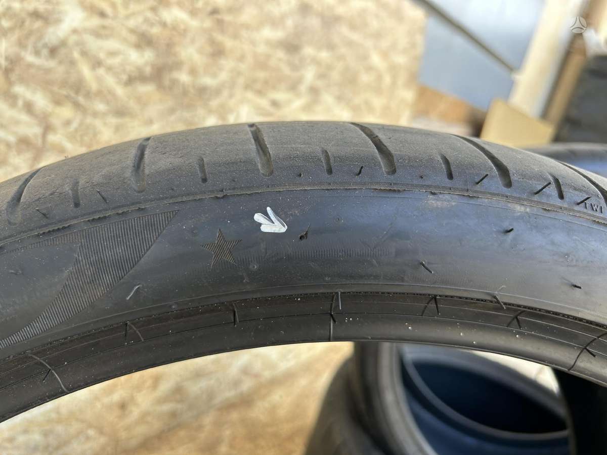 Pirelli P Zero, summer 275/35 R23