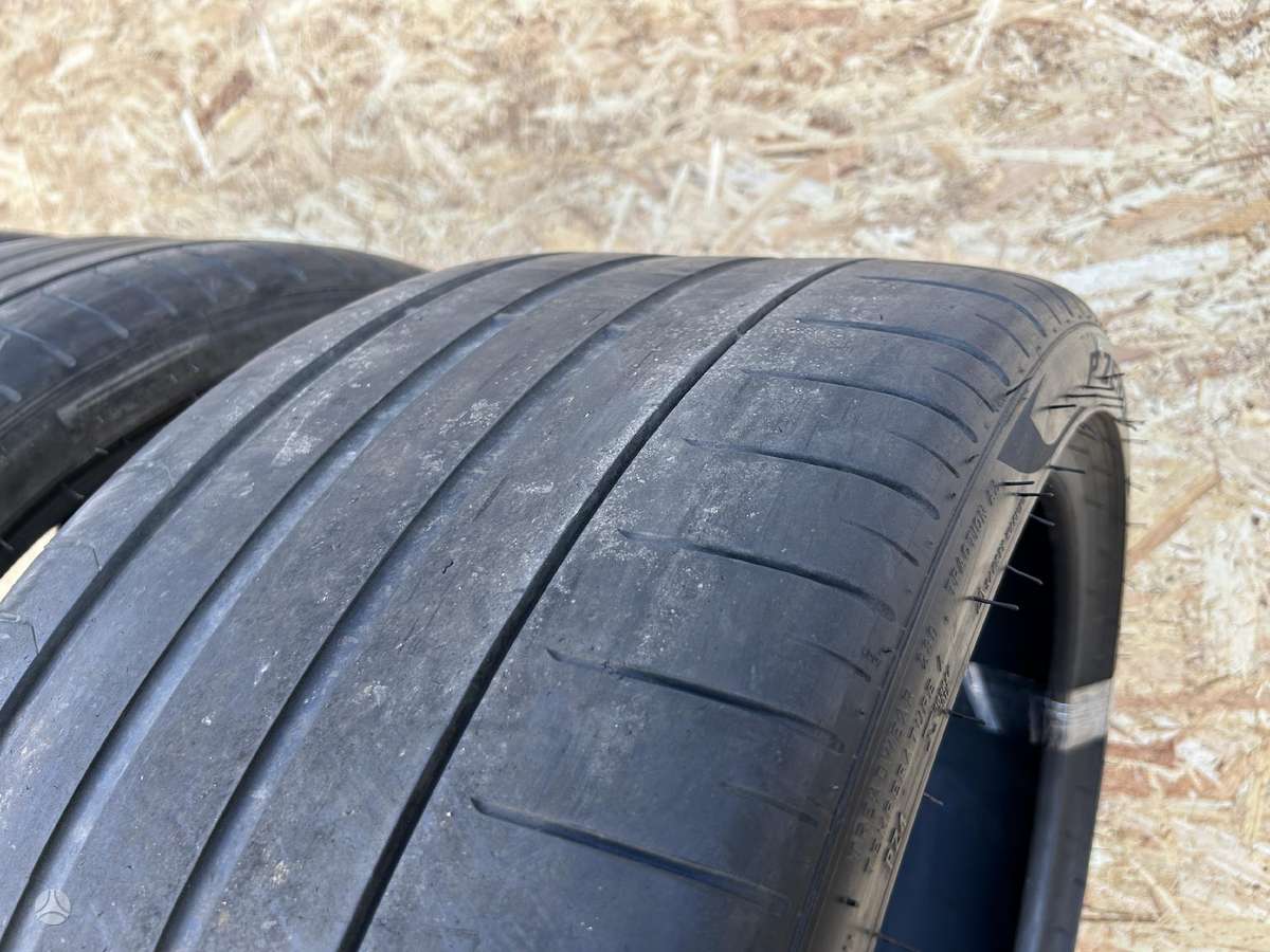 Pirelli P Zero, summer 275/35 R23