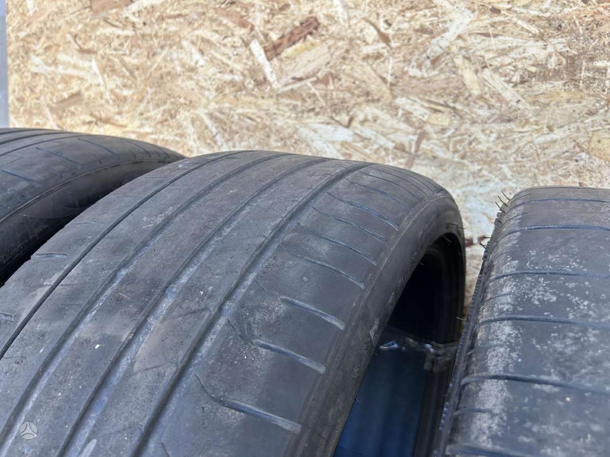 Pirelli P Zero, summer 275/35 R23