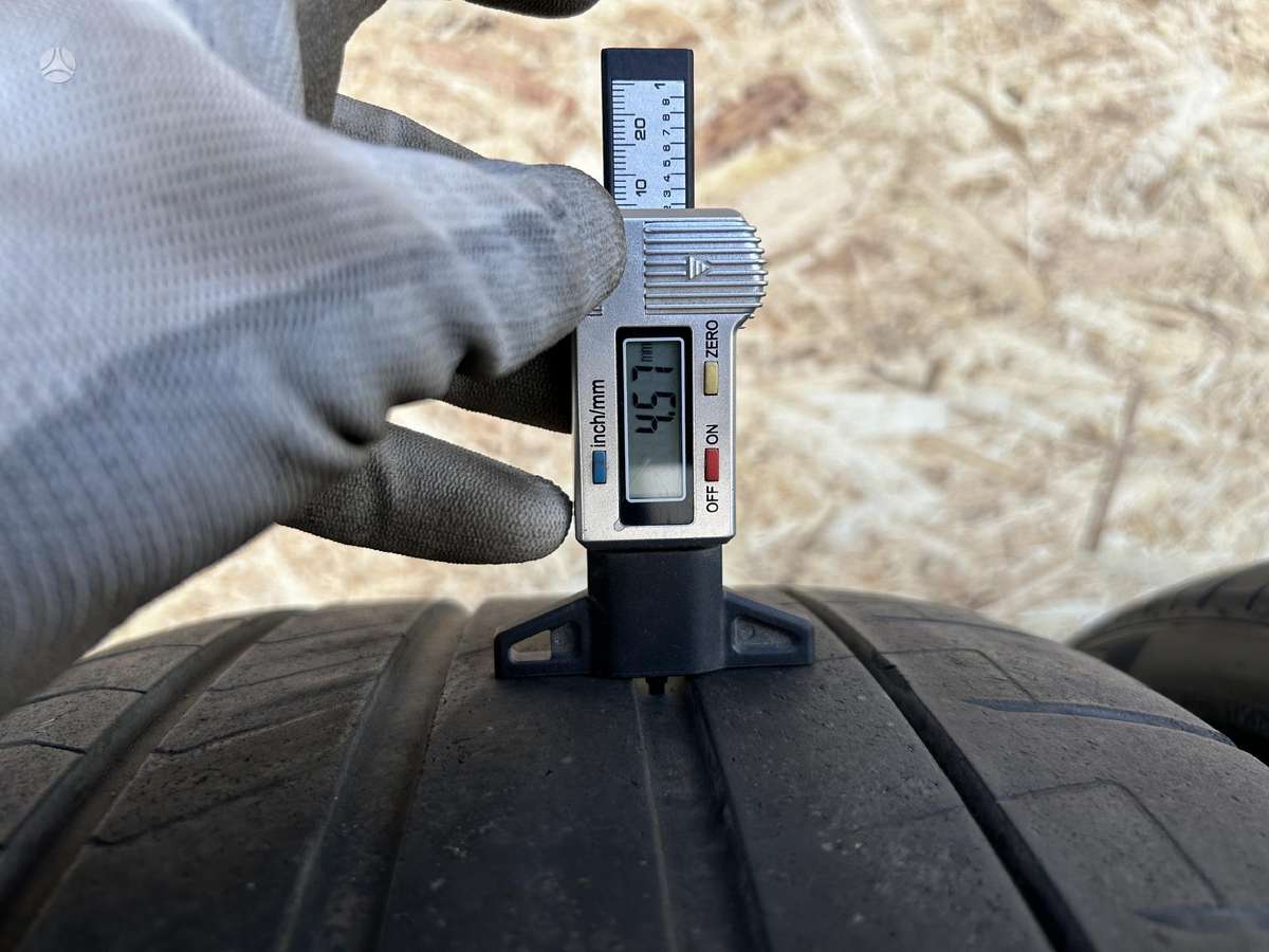 Pirelli P Zero, summer 275/35 R23