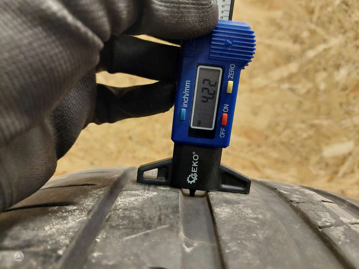 Pirelli P Zero, летние 275/40 R22