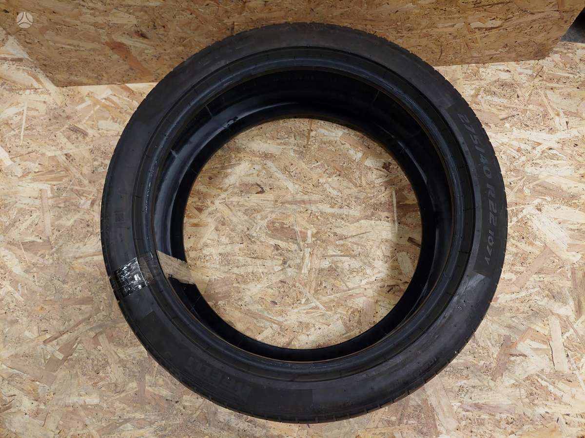 Pirelli P Zero, летние 275/40 R22