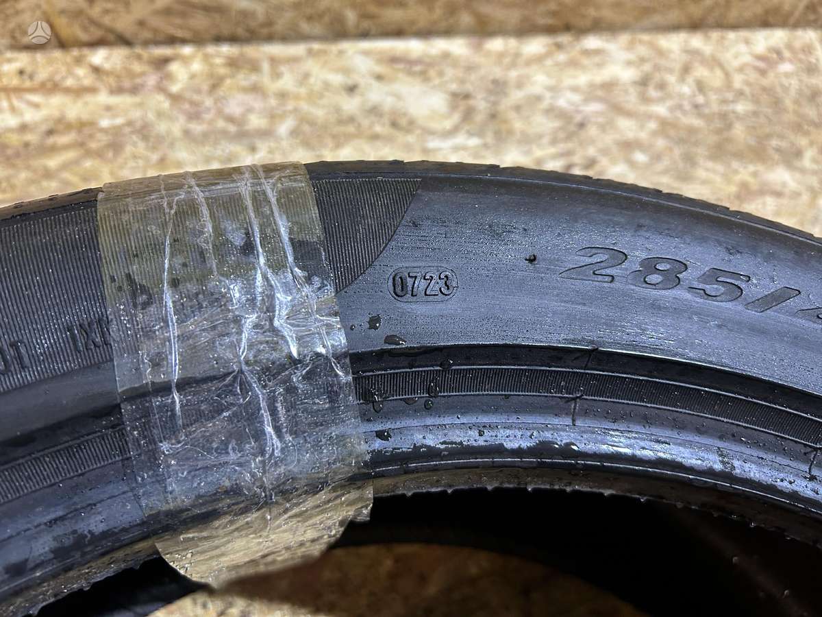 Pirelli P Zero, vasaras 285/40 R22