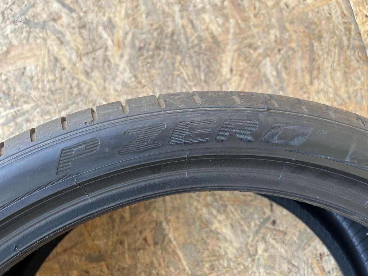 Pirelli P Zero, summer 315/30 R22