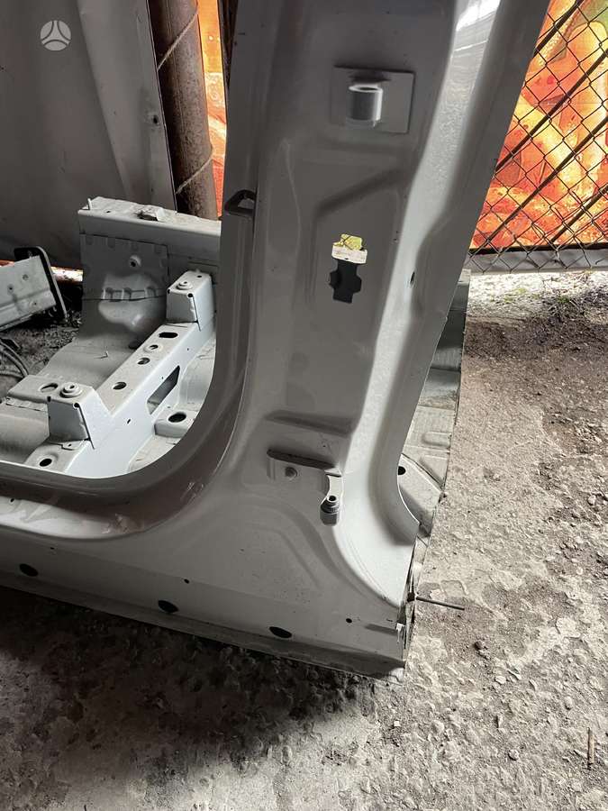 BMW X3 kėbulo dalys